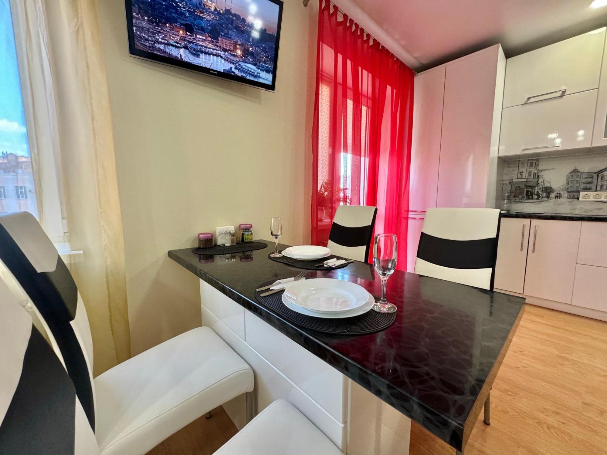 Apartpoltava Затишна 1-Кімнатна Студія,Новобудова В Самому Центрі Міста, Банківський Чек Eksteriør bilde